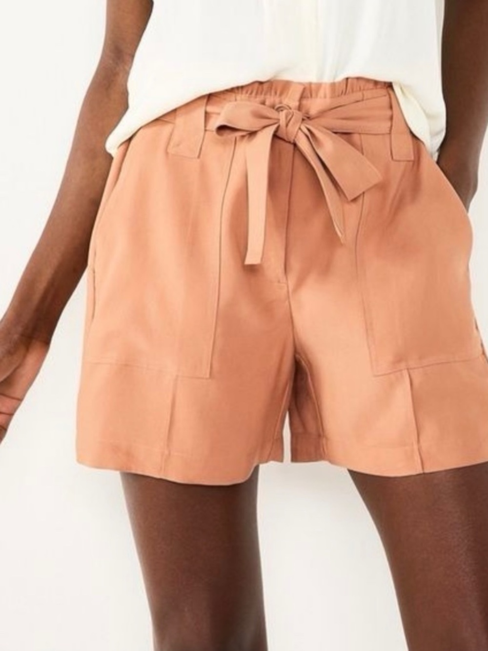 Nine West NWT Moca Frost Belted Shorts, L